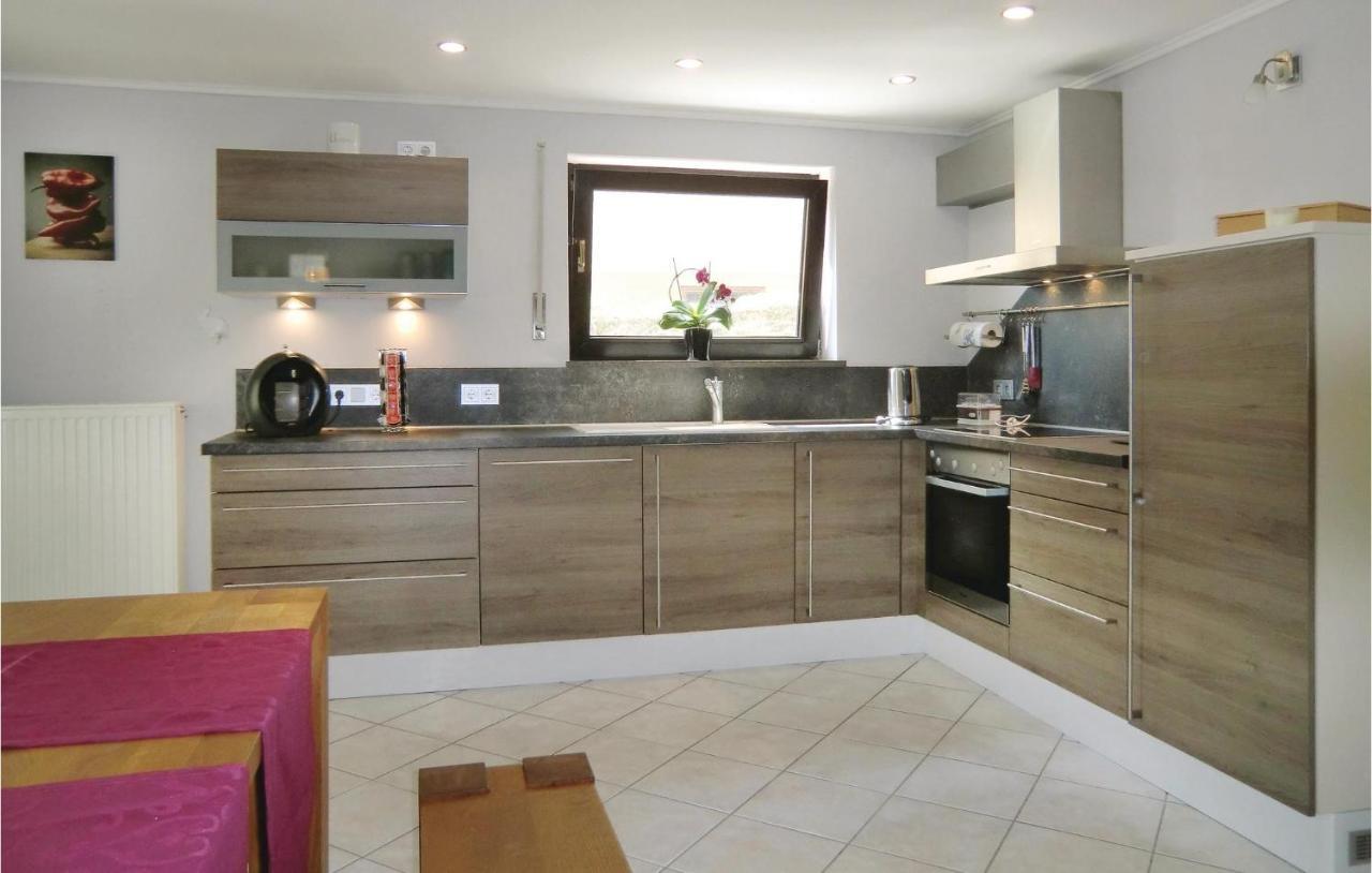 Amazing Apartment In Karlshausen With Kitchen ภายนอก รูปภาพ