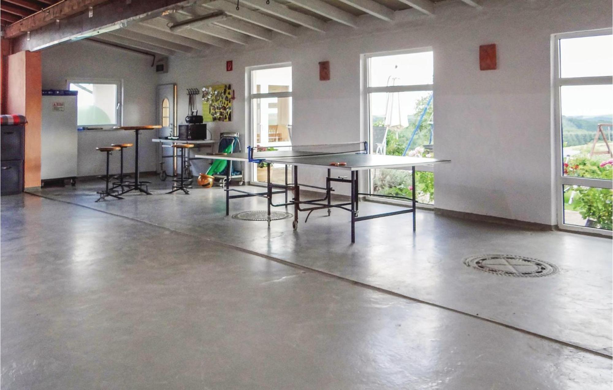 Amazing Apartment In Karlshausen With Kitchen ภายนอก รูปภาพ